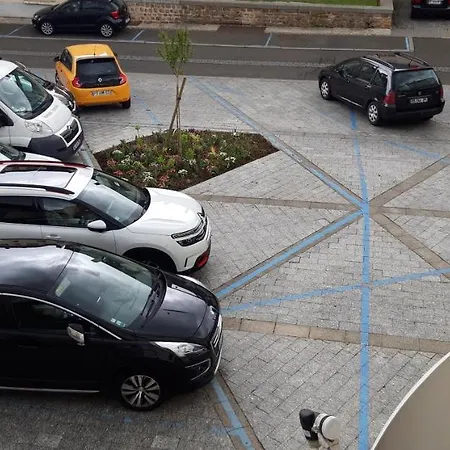 Lägenhet A 200m Du Chateau 30 Min Du Circuit Du Mans *