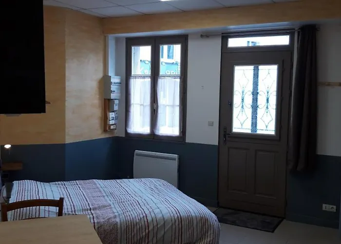 Apartment A 200m Du Chateau 30 Min Du Circuit Du Mans Le Lude