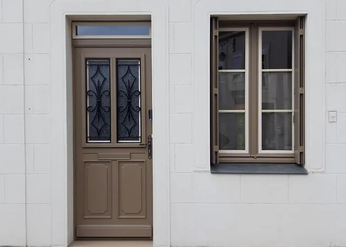 A 200m Du Chateau 30 Min Du Circuit Du Mans Le Lude